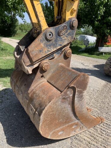 ESCAVATORE CINGOLATO