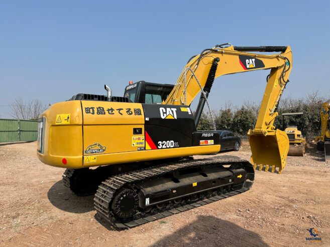 CAT 320D2L crawler excavator