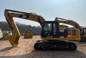 CAT 320D2L crawler excavator