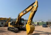 CAT 320D2L crawler excavator
