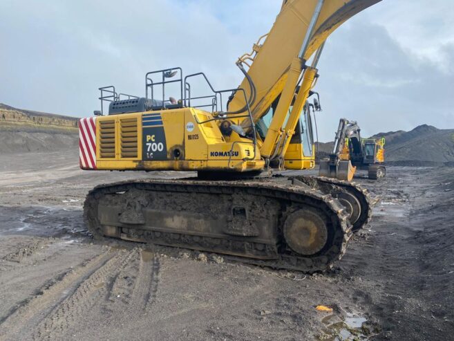 Komatsu – PC700LC-8EO – 2015