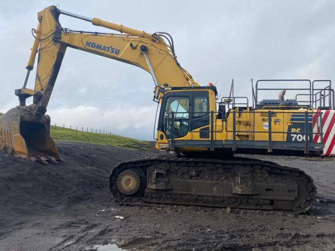 Komatsu – PC700LC-8EO – 2015