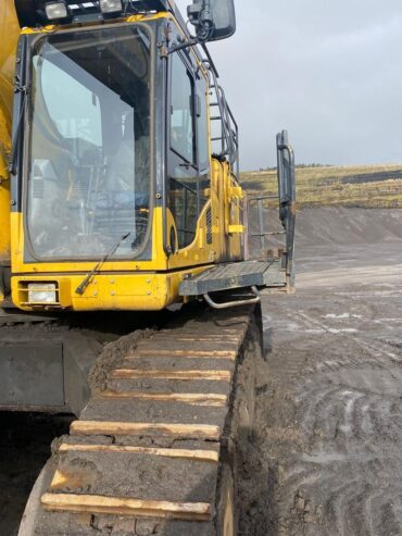 Komatsu – PC700LC-8EO – 2015