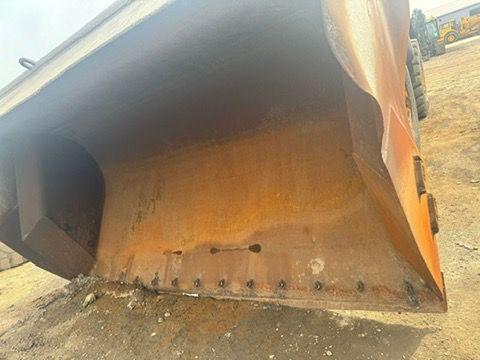 Volvo L220H Wheel Loader – 2014