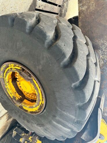 Volvo L220H Wheel Loader – 2014