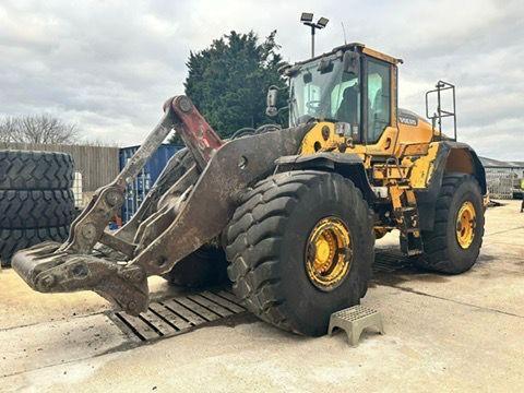 Volvo L220H Wheel Loader – 2014