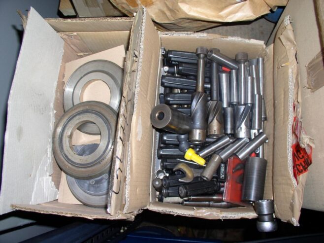 Tool Grinder – Universal