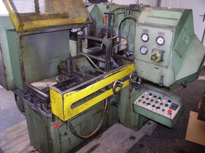 Band Saw – Automatic