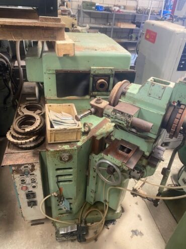 Gear Chamfering Machine