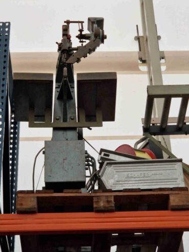 Riveting Machine