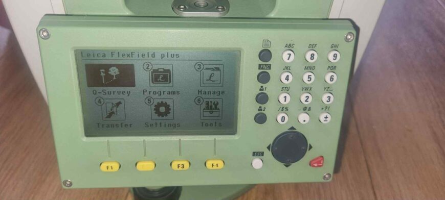 LEICA TS09 PLUS