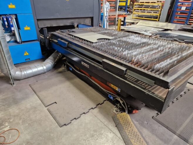 Laser Cutting Machine
