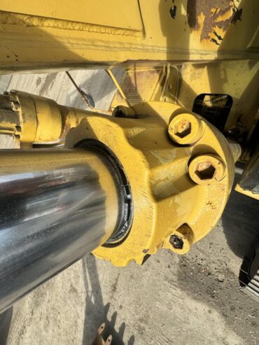 Caterpillar 345BL Excavator – 2004