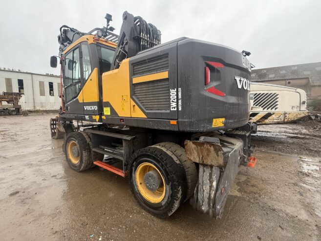 Volvo EW200E Material Handler – 2021