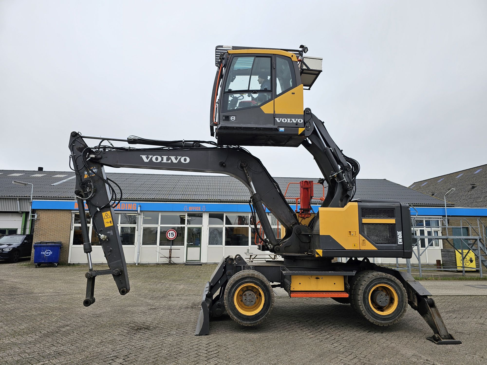 Volvo – EW160E